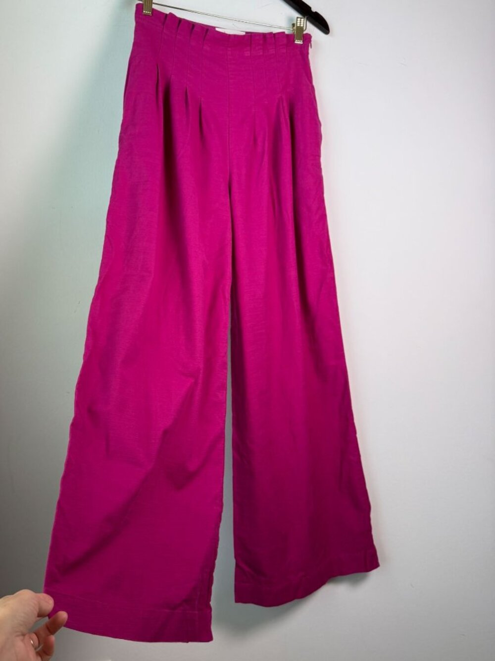 Anthropologie Pleated Waist Wide Leg Pants Trousers Fuchsia Sz 4 Office Colorful